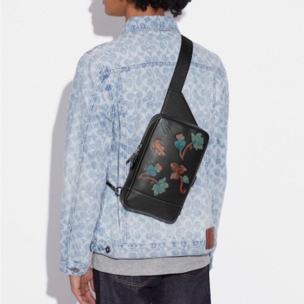 COACH TURNER PACK WITH DREAMY LEAVES PRINT Black/Green - Picture 2 of 7